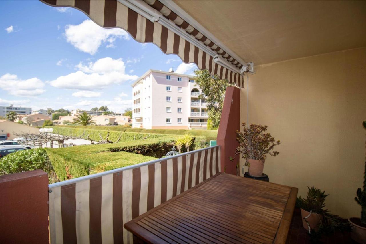 Cosy 35 M2 With Balcony In A Quiet Residence Fréjus 外观 照片